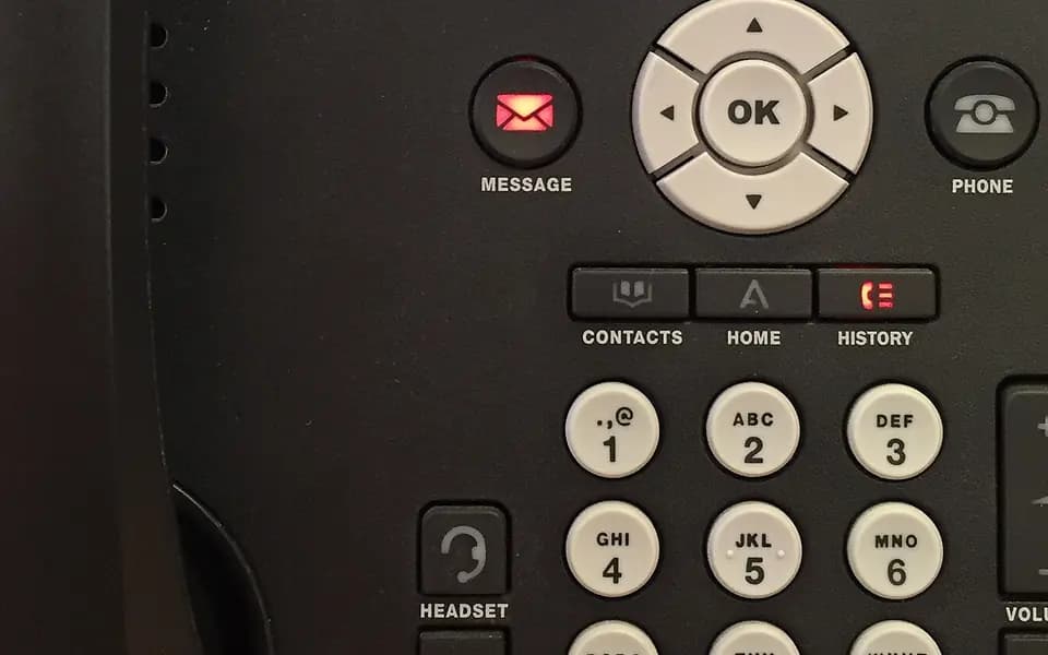 Clavier et touches d'un téléphone IP de bureau